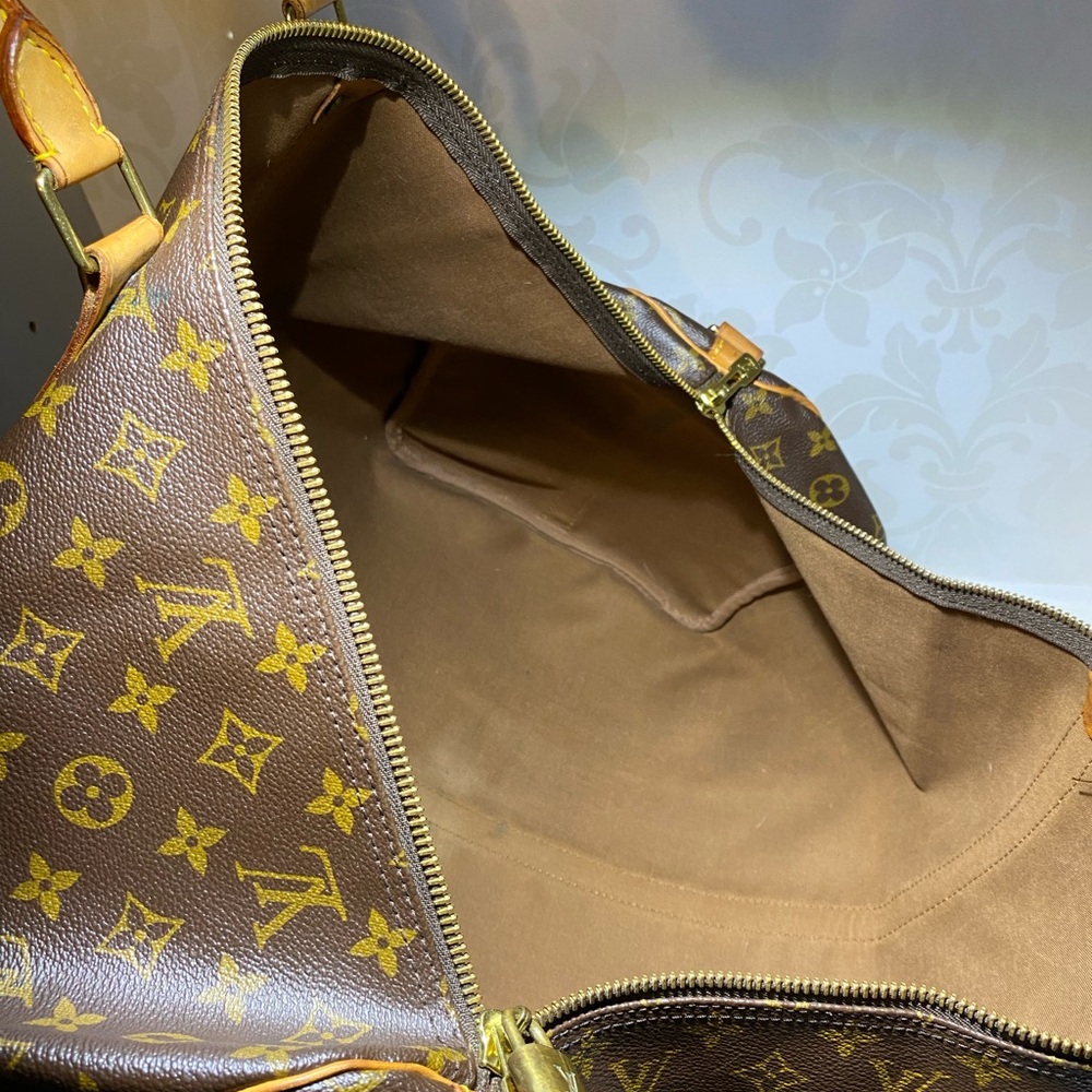 LV Keepall Bandouliere 60 Monogram Vtg in EUC Authentic - Picture 9 of 14